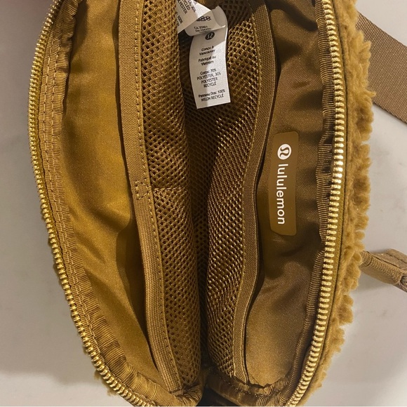 NWOT Lululemon Athletica Brown Everywhere Beltbag - Picture 6 of 7